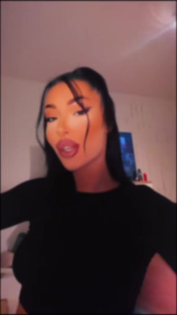 @Andreea Maria