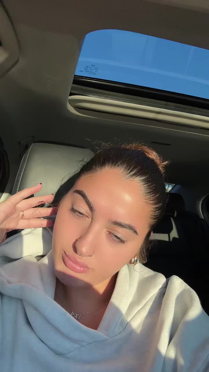 @Ria