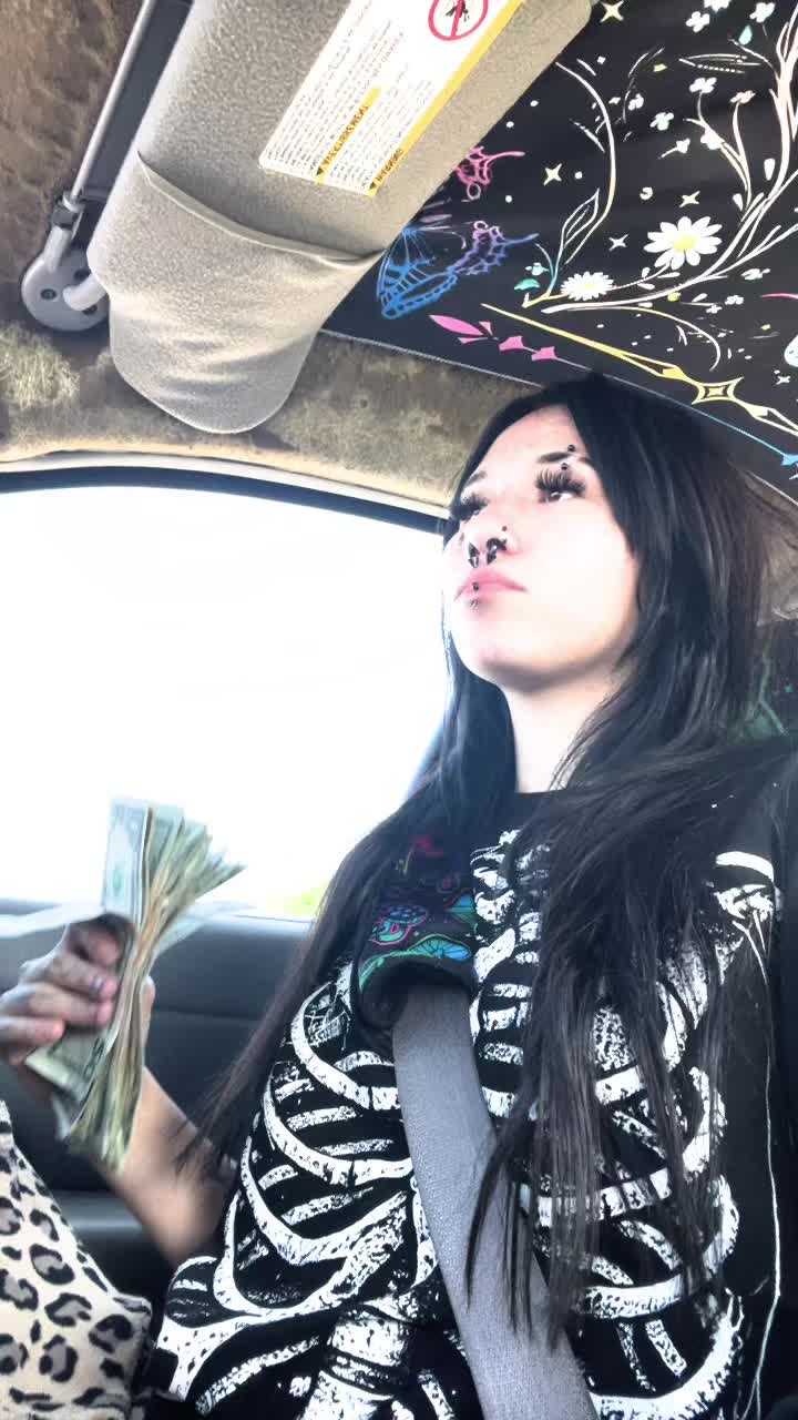 @️