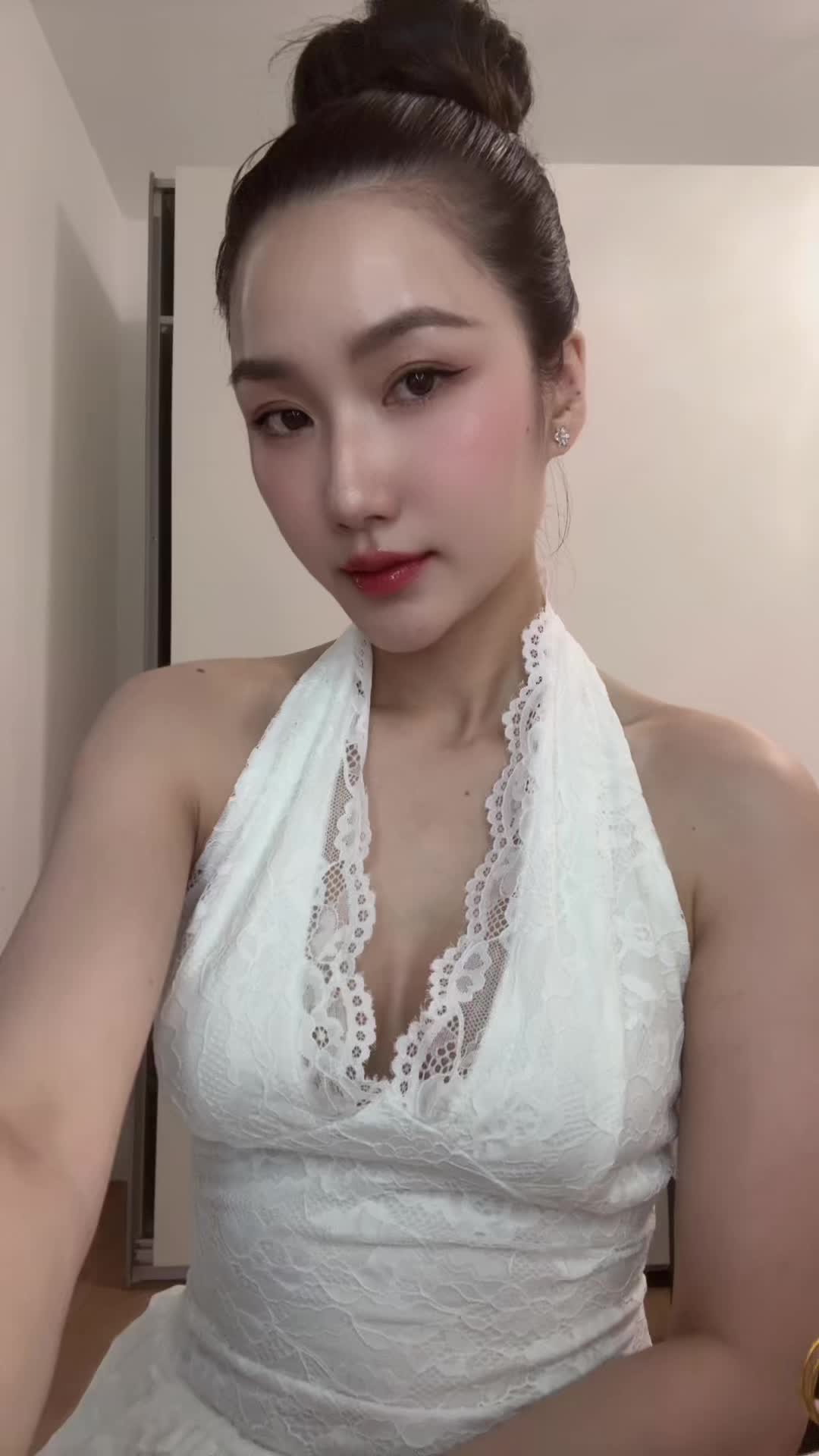 @Lita Tran