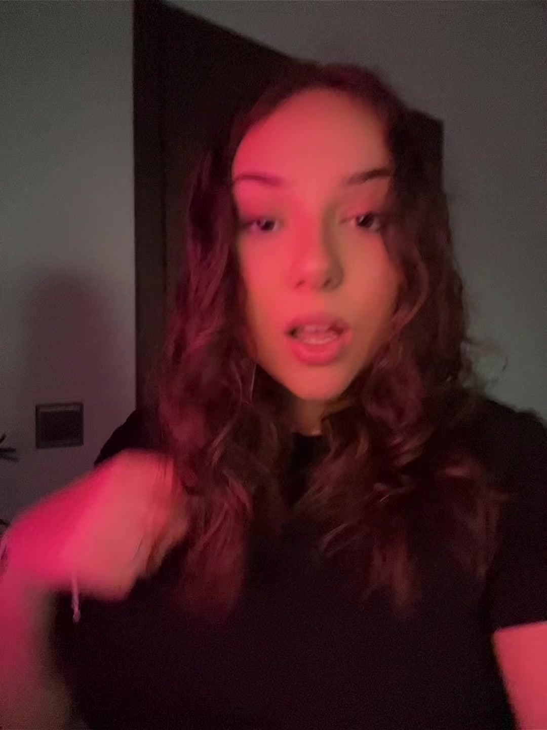 @𝐂𝐡𝐢_𝐚𝐫𝐤𝐚𝐚🌸🤍