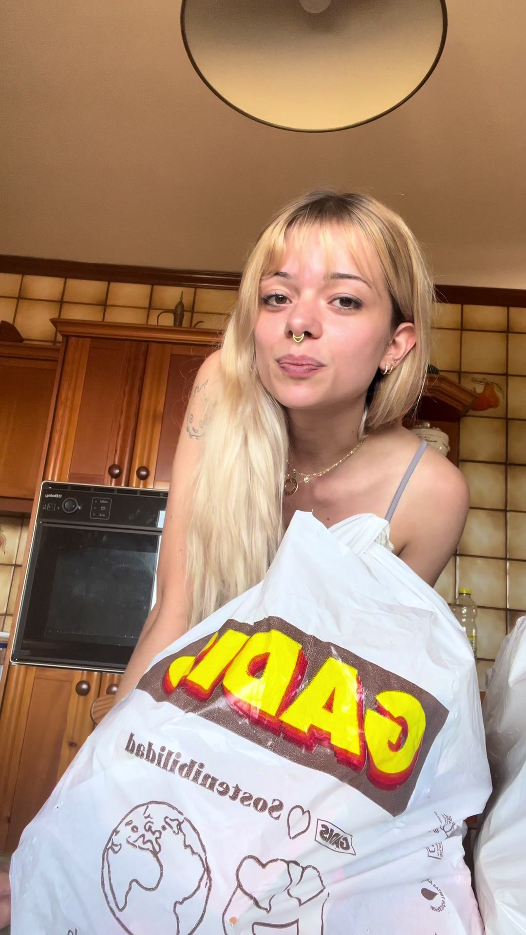 @lariuuuus
