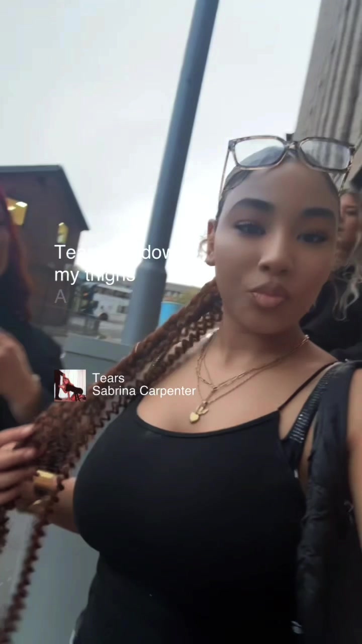 @goldgirllyy