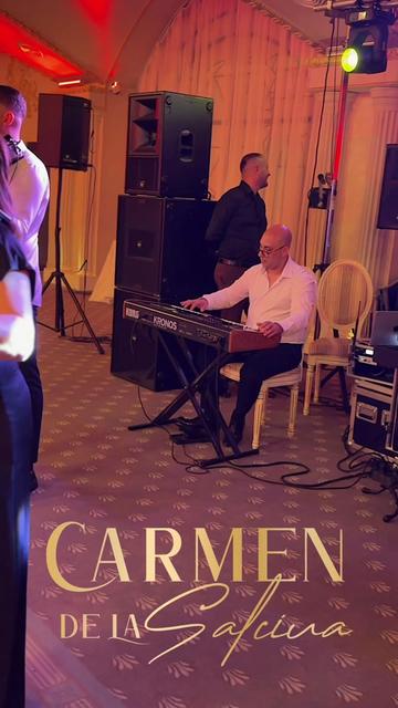 @Carmen de la Salciua Official