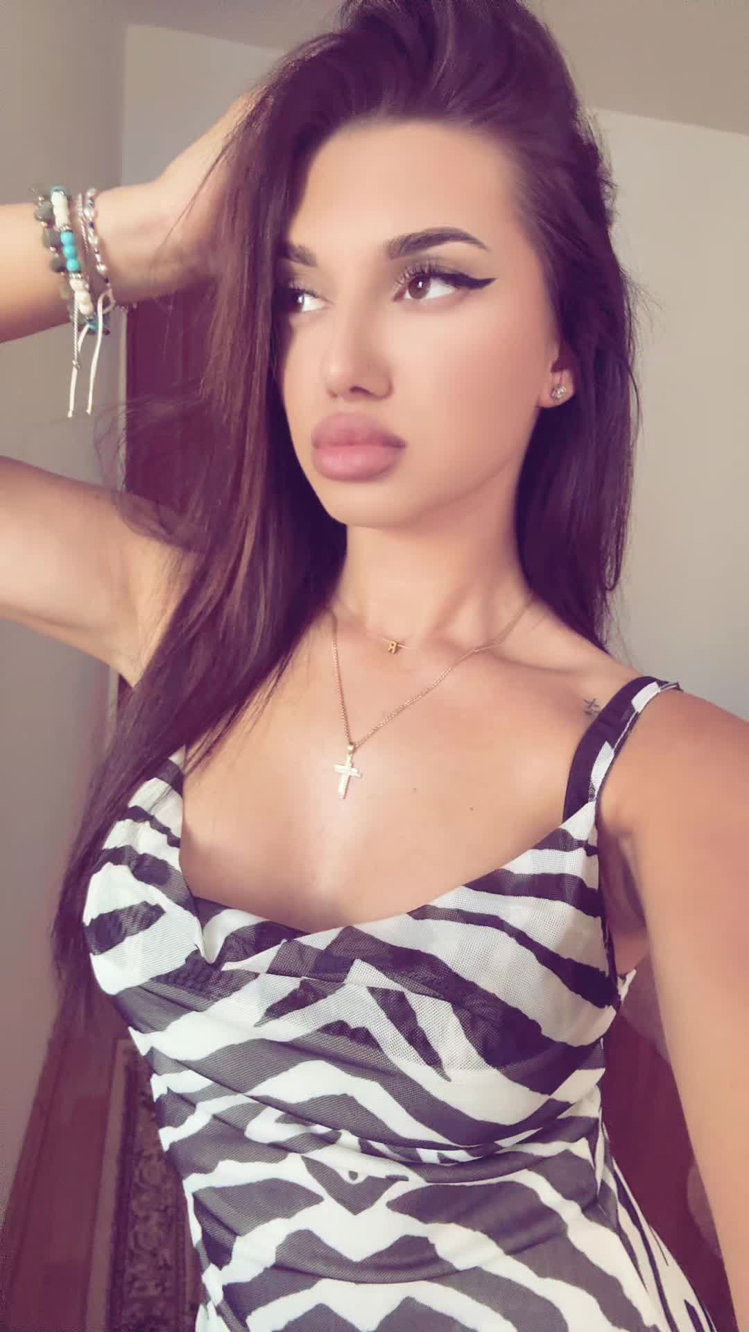 @Alexis AE