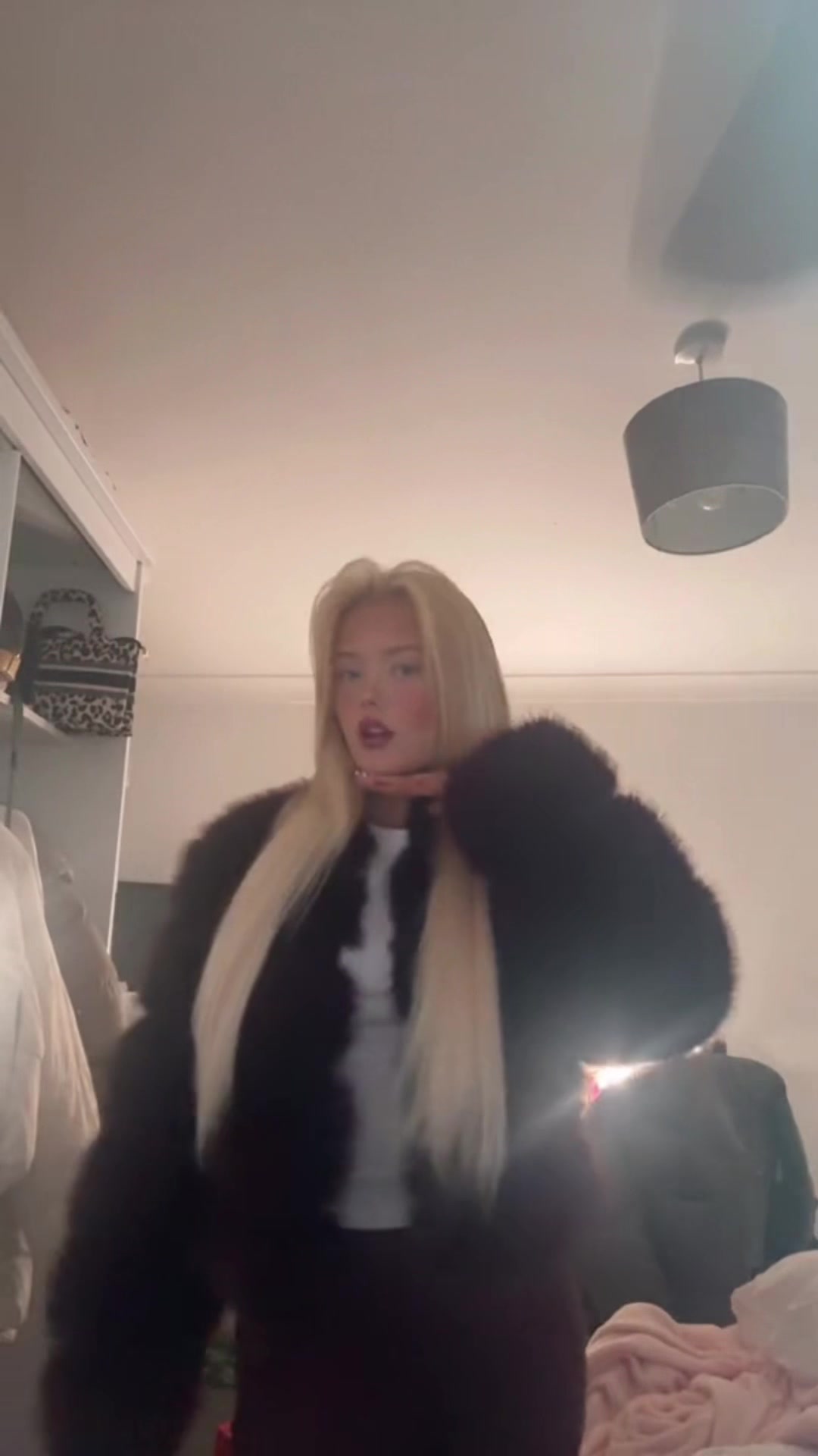 @H&euml;tty🦋