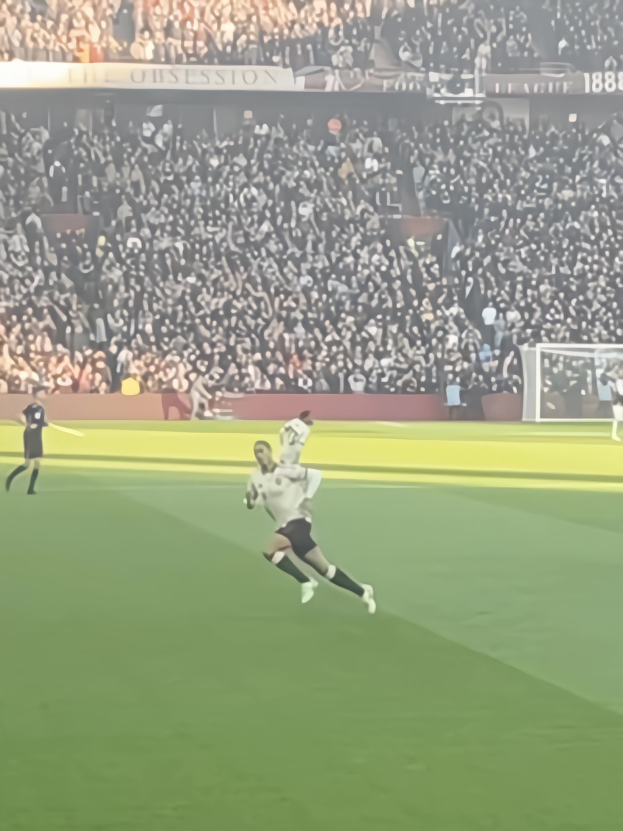 @𝗟𝗨 𝗟𝗔