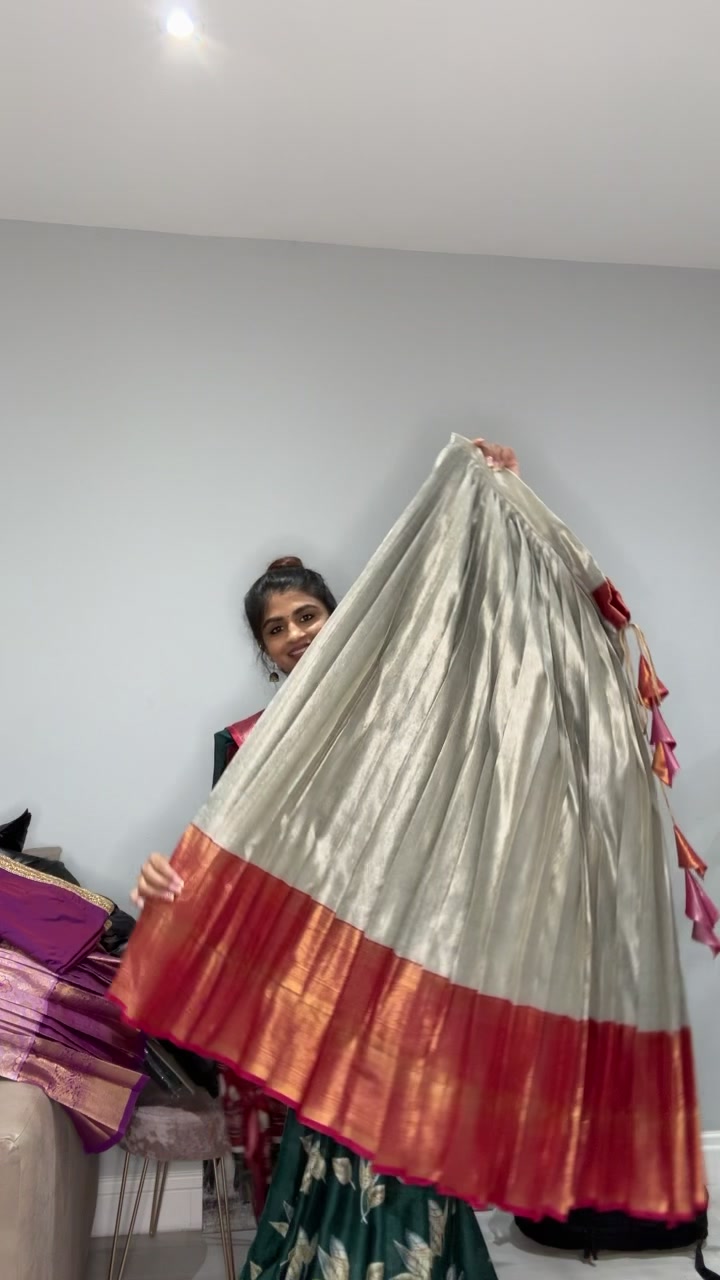 @Arishaa Sarees