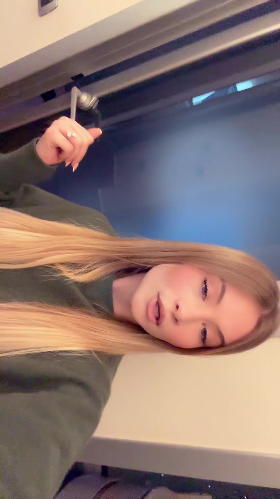 @allegra ferrari