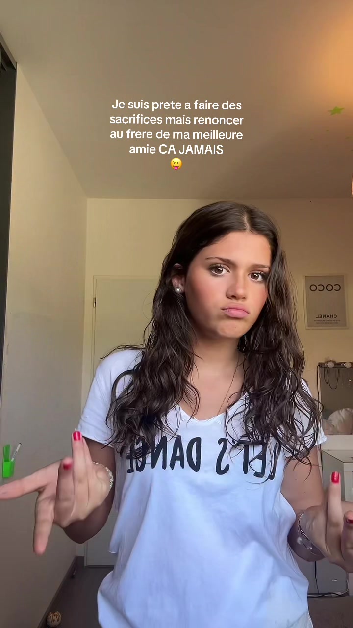 @VICTORIA🧼