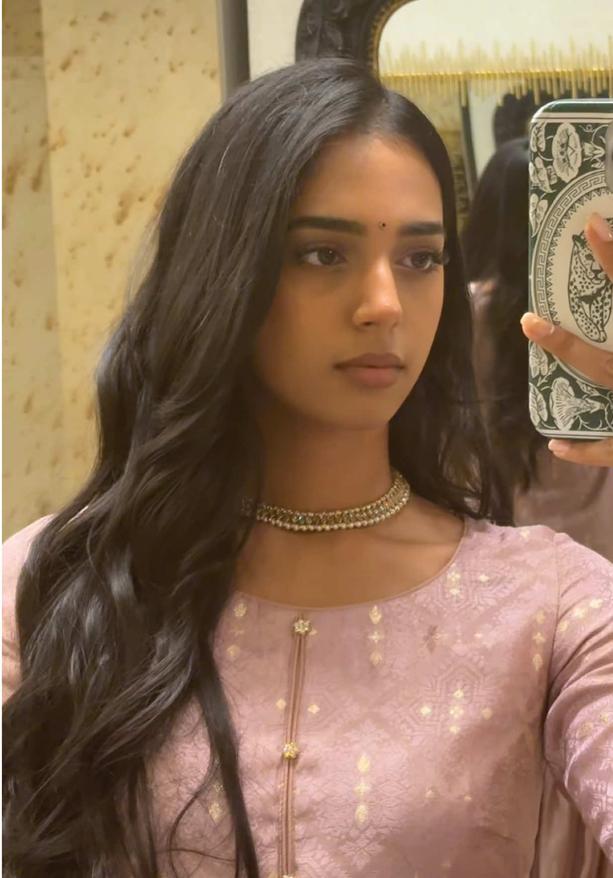 @simran🧸