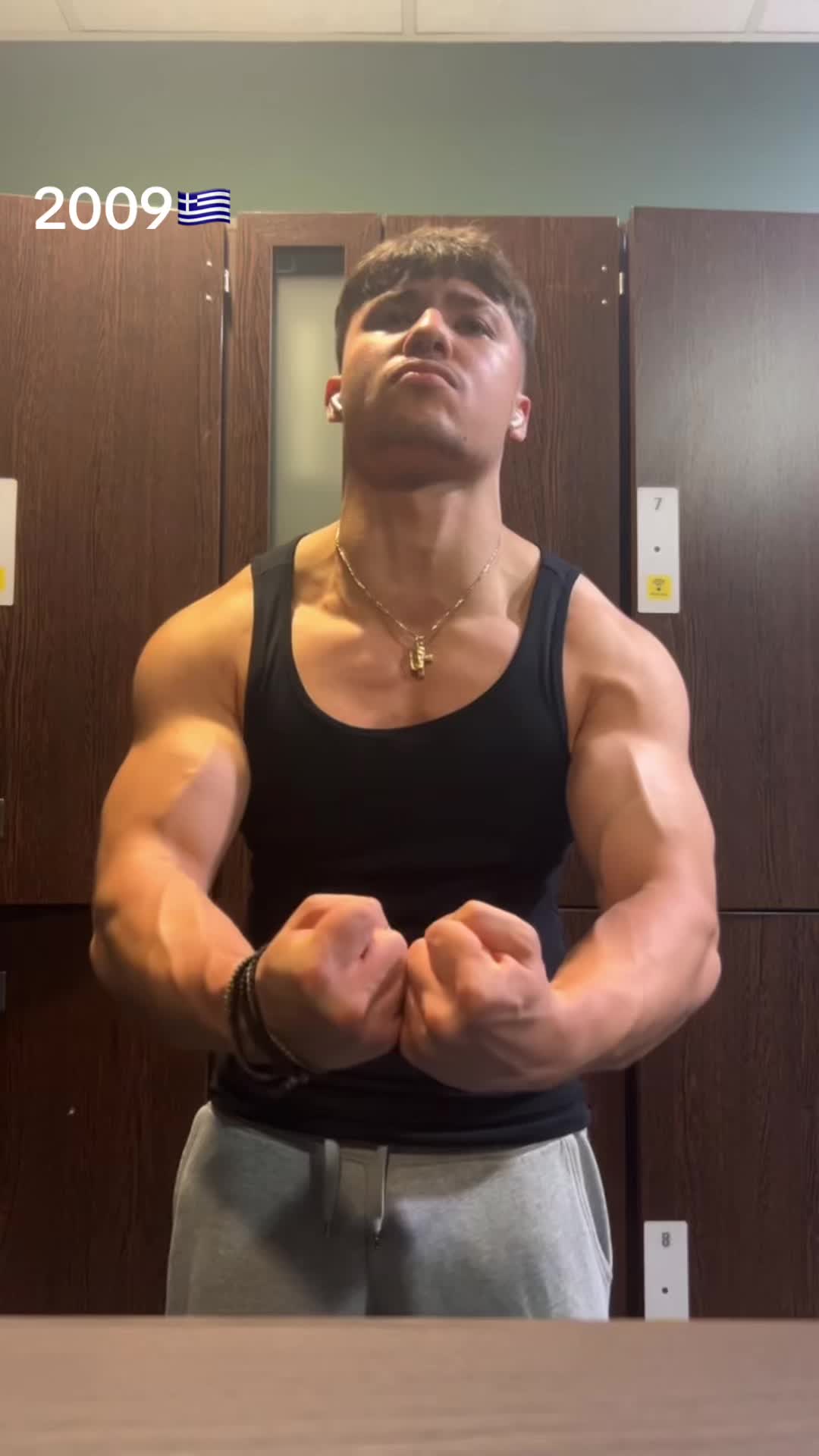 @ΠΑVZILLA🦍