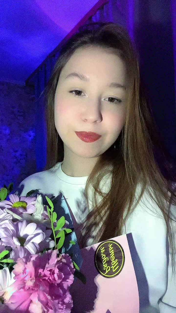 @𝓽𝓪𝓷𝓾𝓼𝓱𝓪