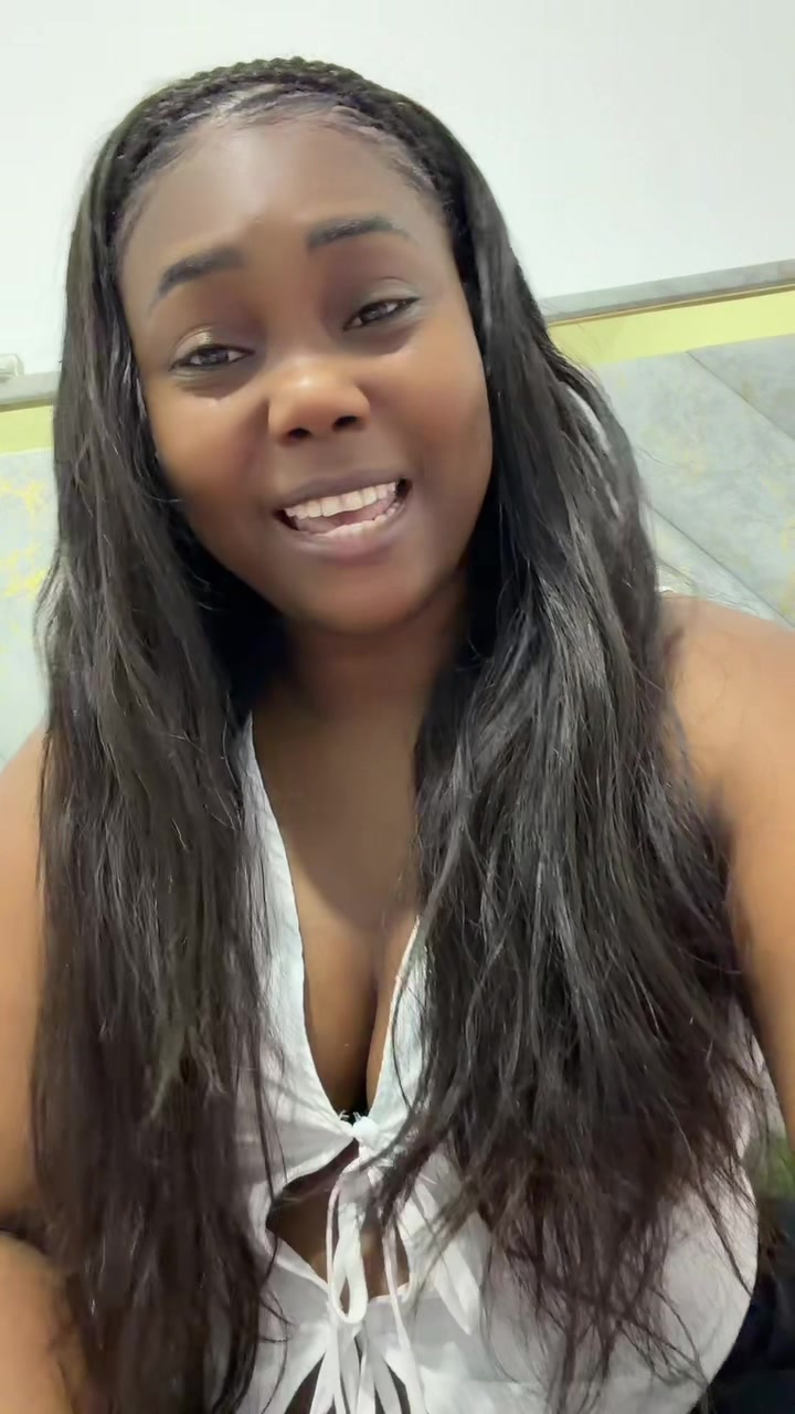 @Cyndimontaño