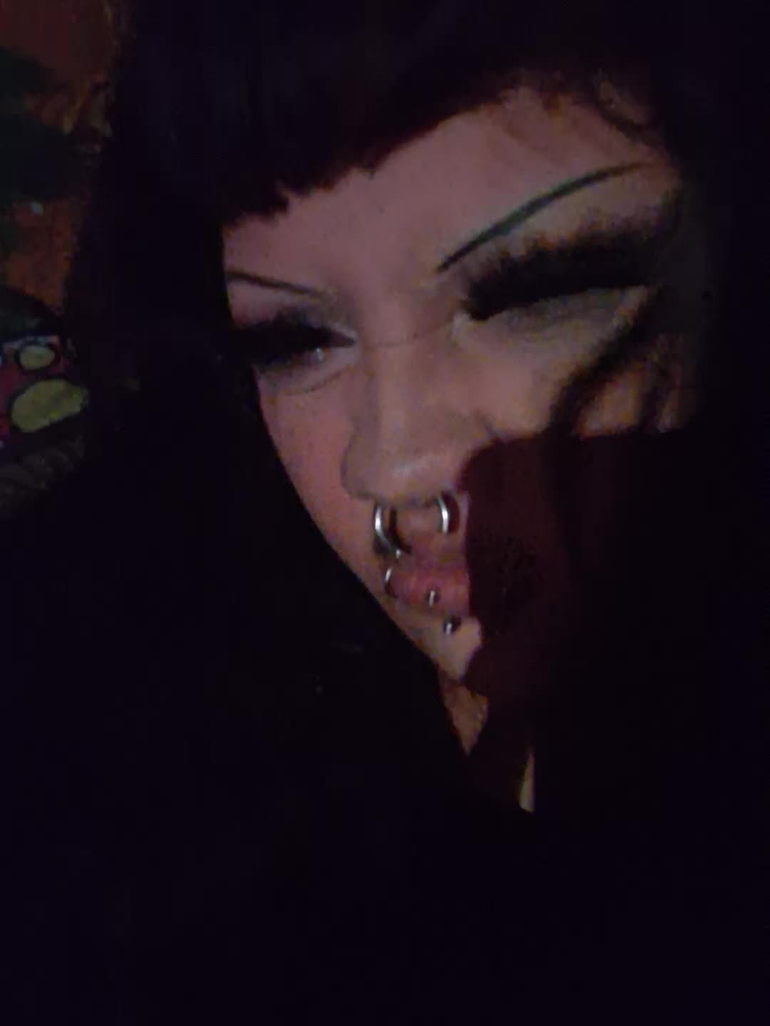 @ClownGutz🤡