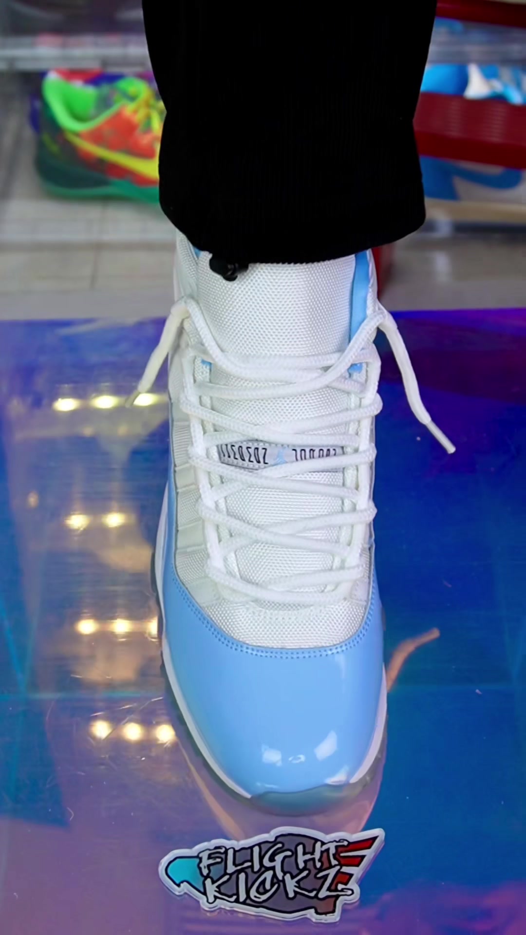 @Lacedsneaker