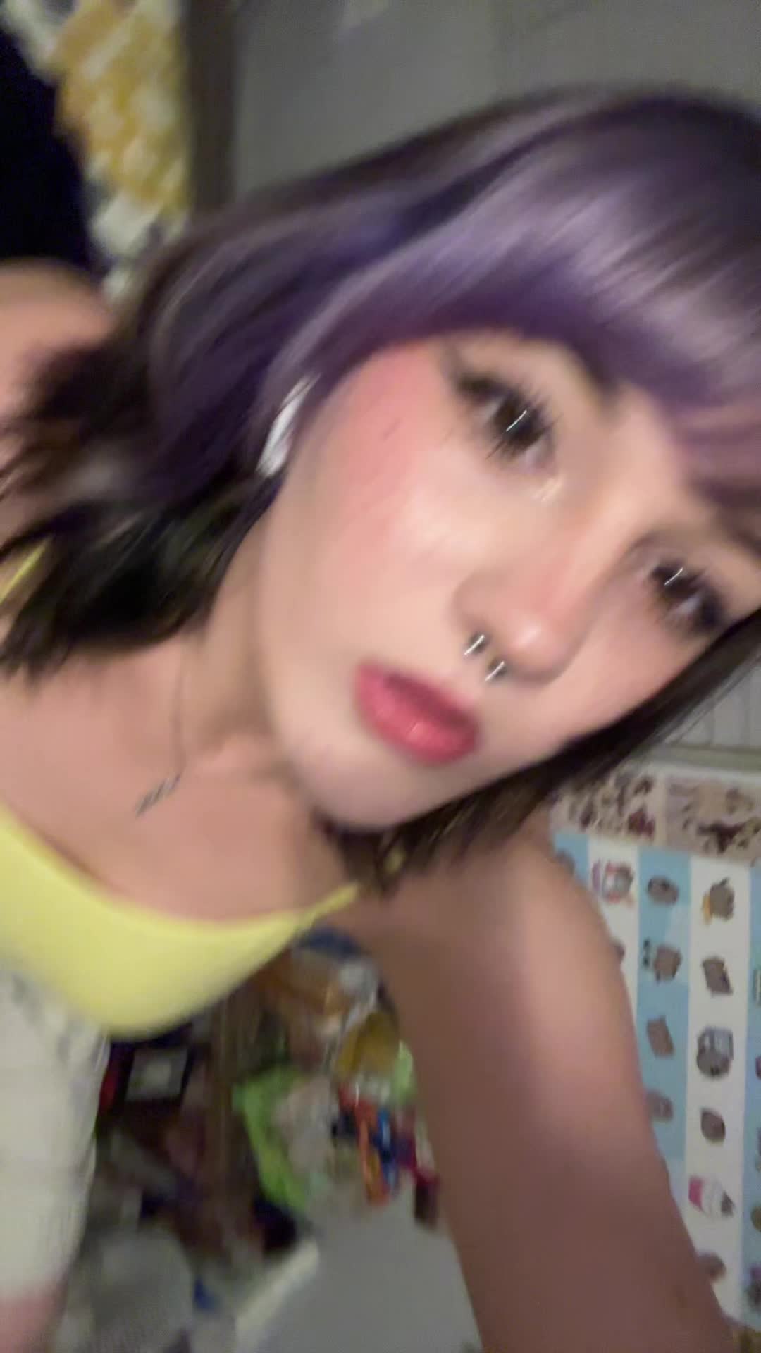 @(˵◝ ⩊ ◜˵マ