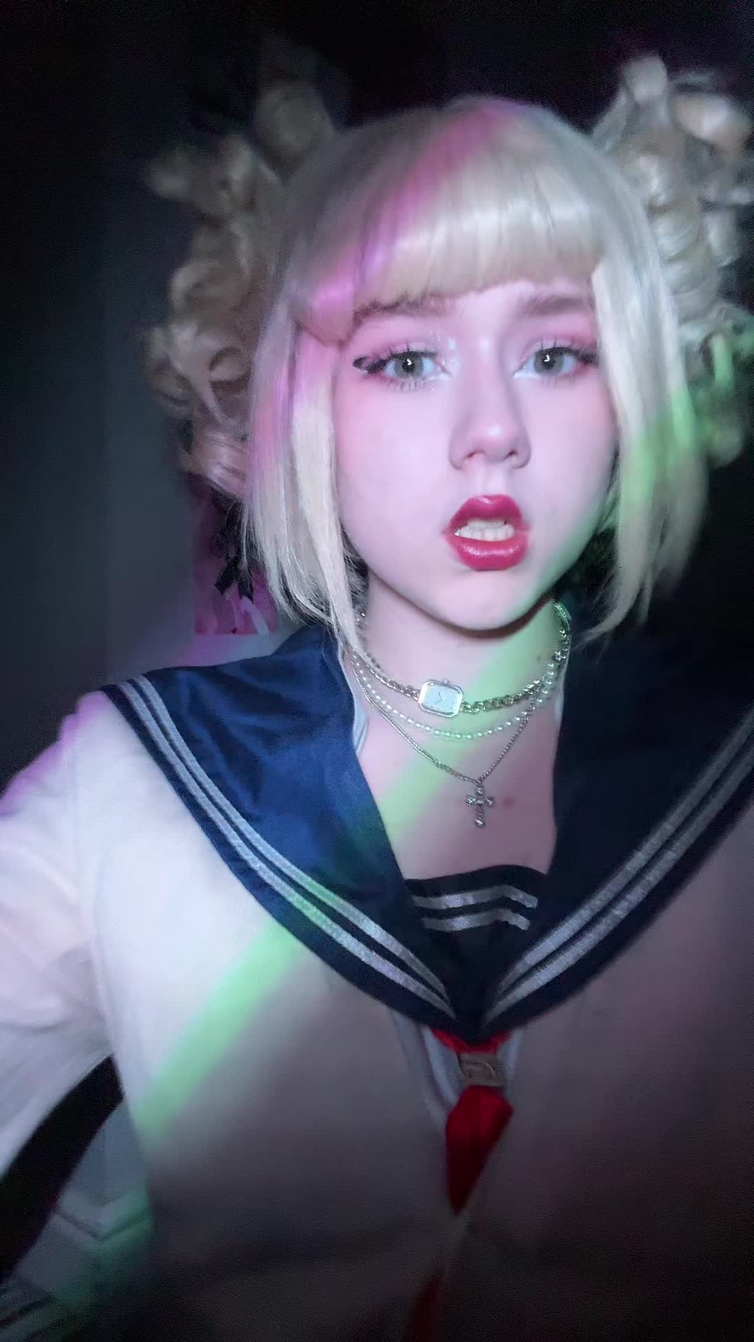 @<3