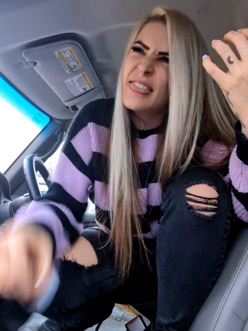 @Cₐₗₗmₑyₒᵤr𝓥𝓪𝓵𝓮𝓷𝓽𝓲𝓷𝓮🖤