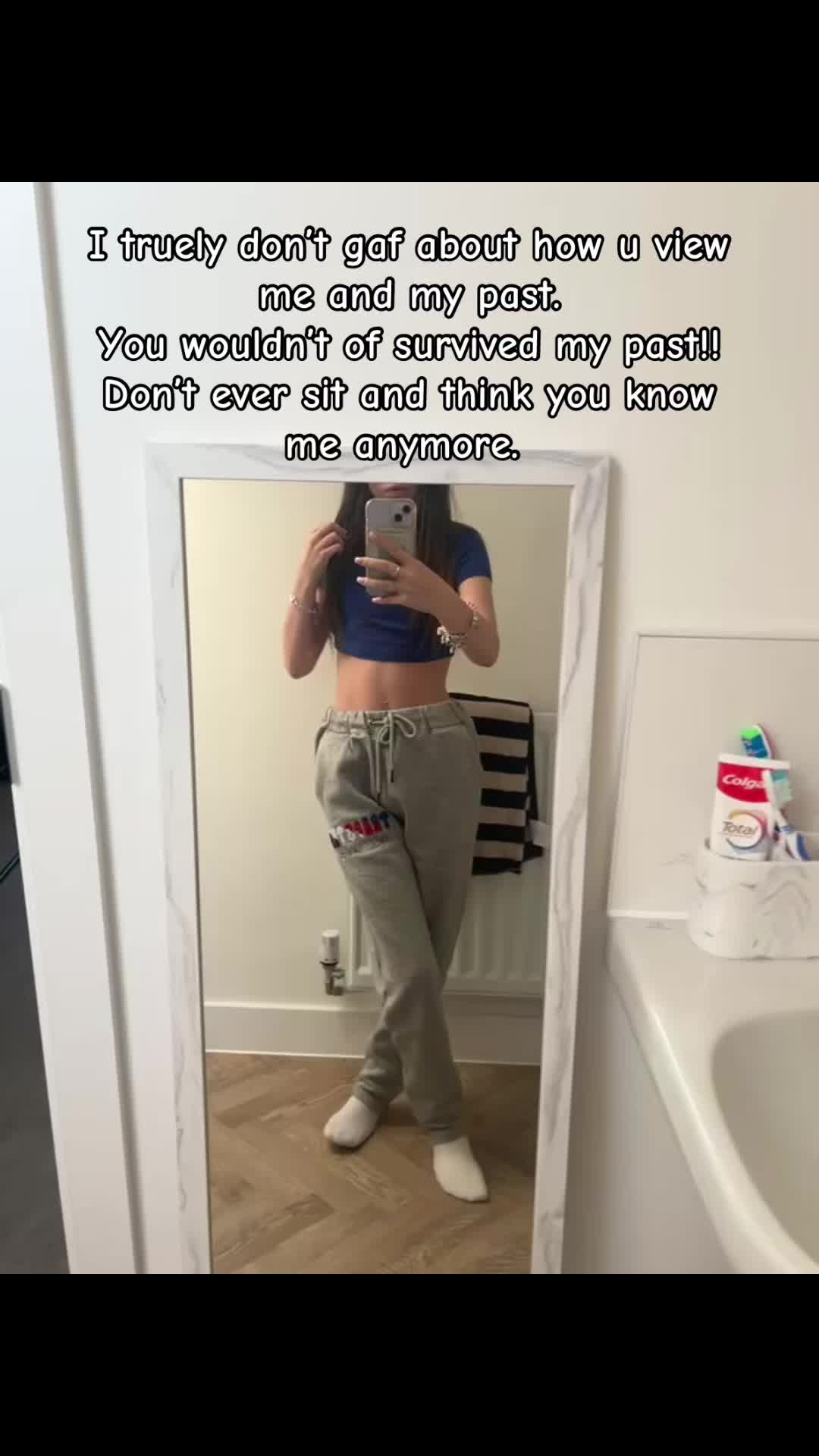 @🖤