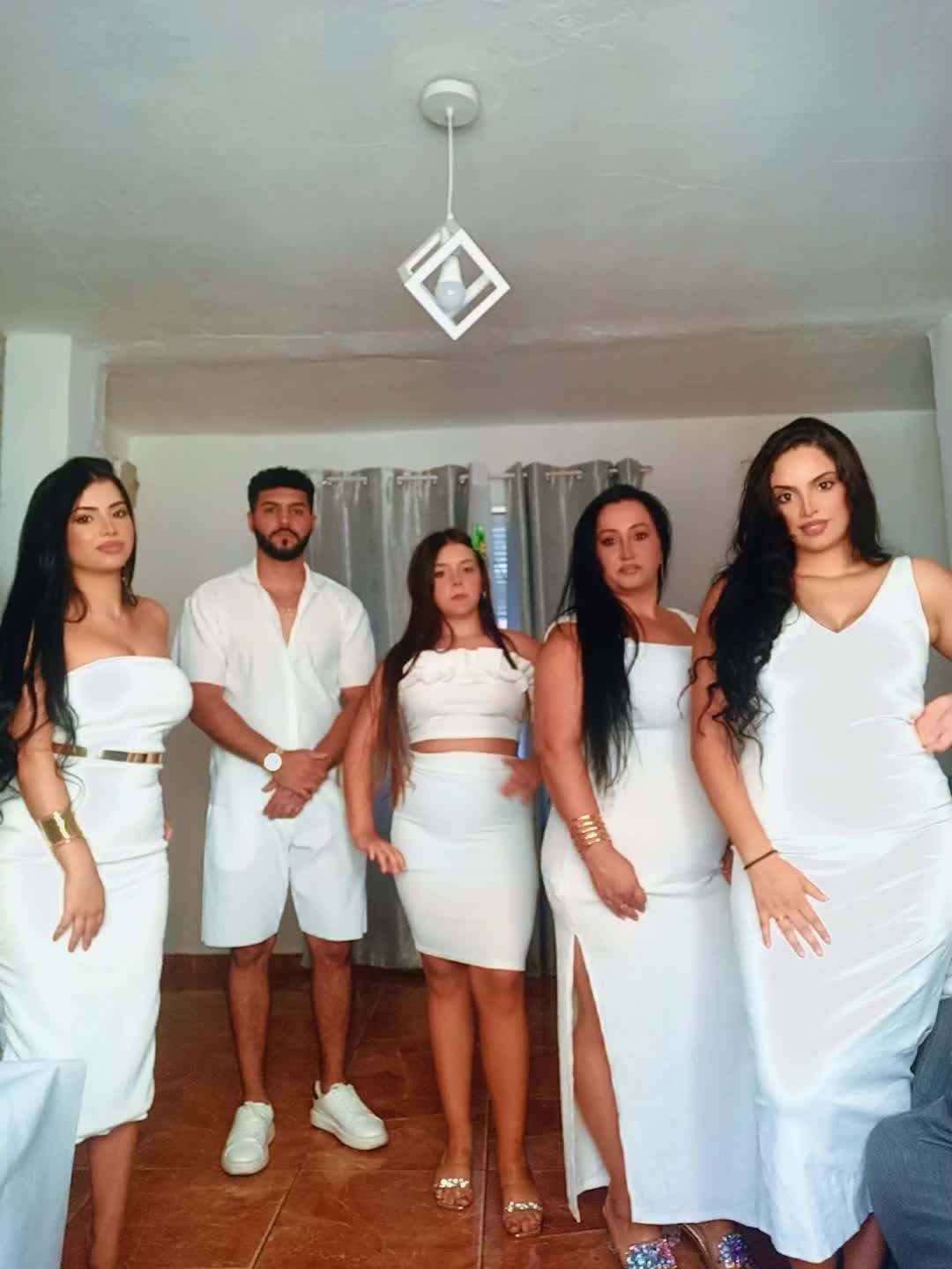 @vickiborja3