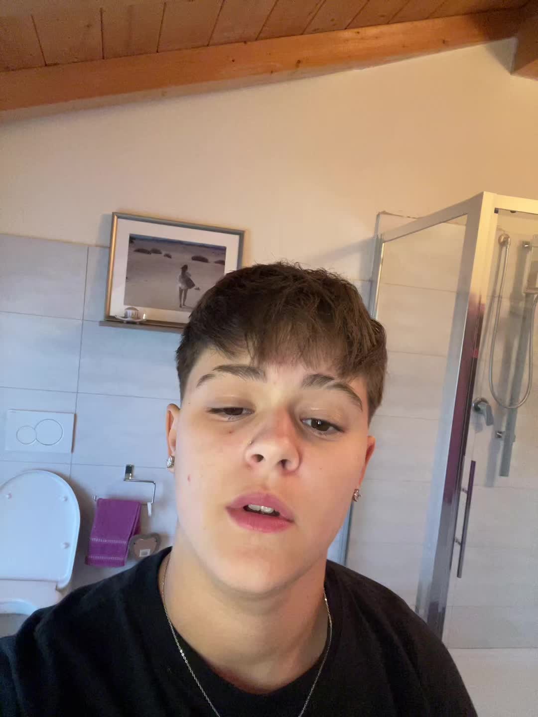 @T E U Z Z A 🕷️