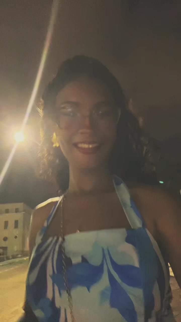 @karina_castro_