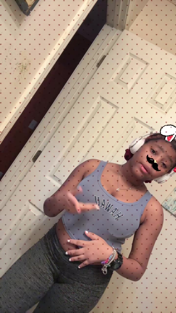 @🦄.