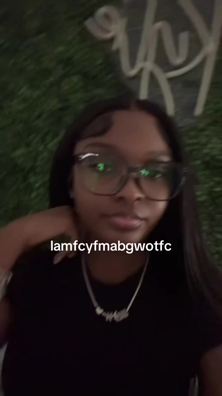 @⃟