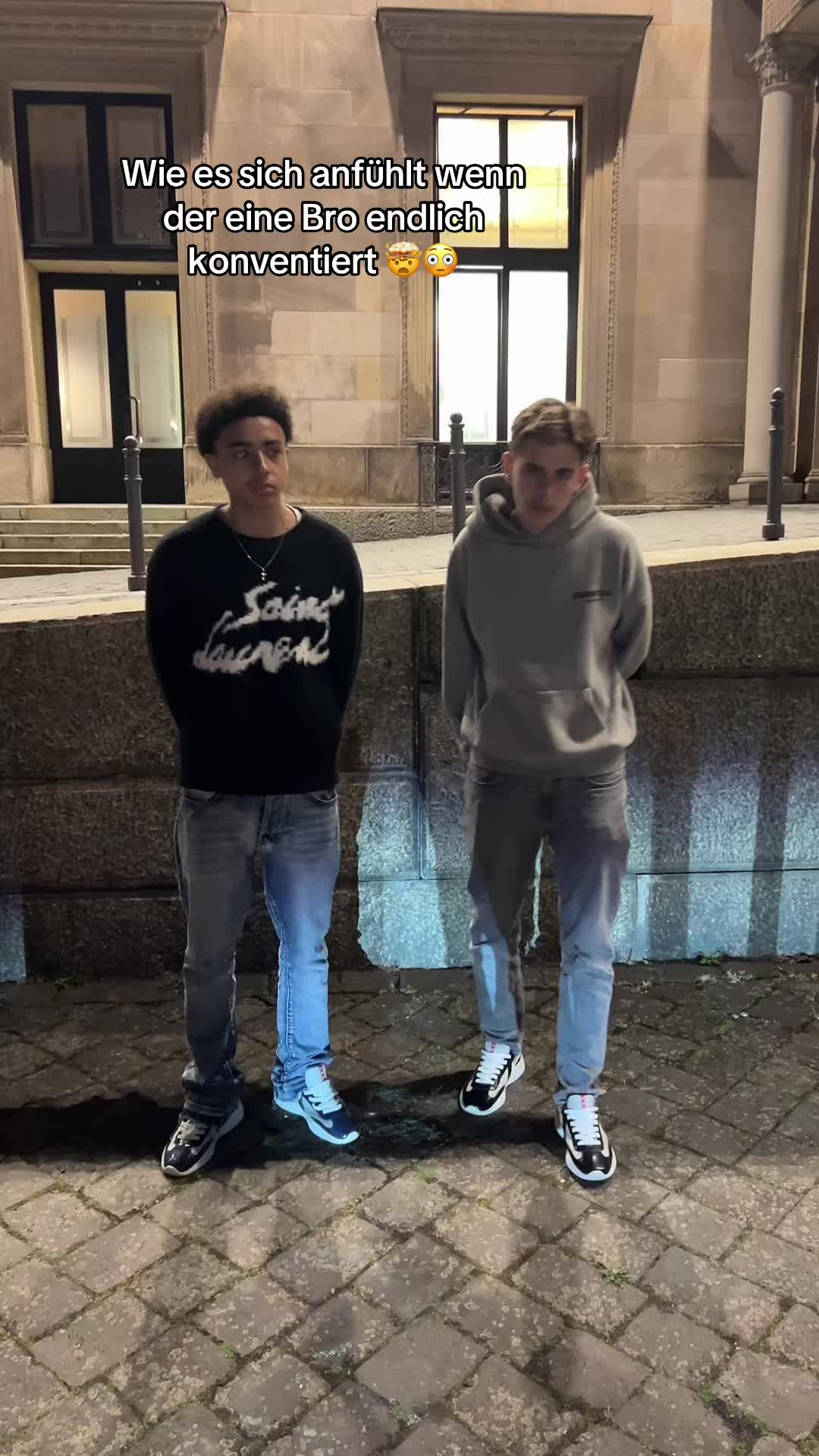 @isa1ax