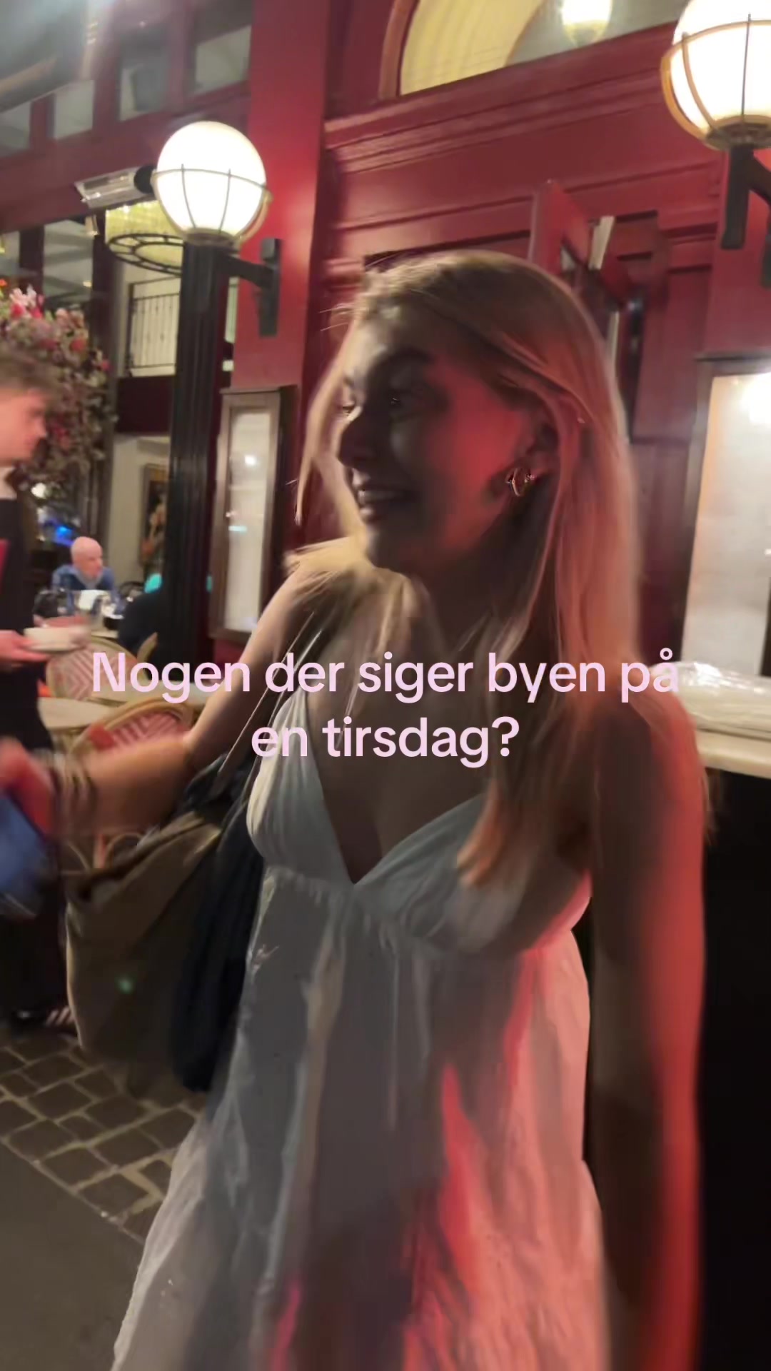 @Luna🌟