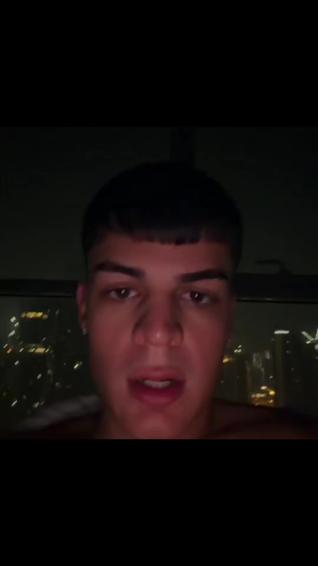 @victtor