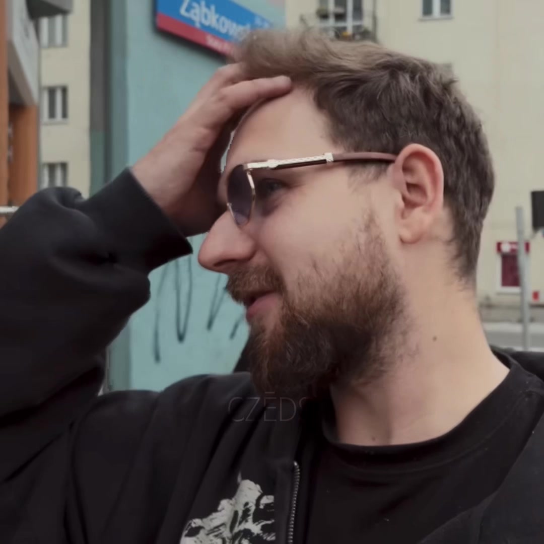 @CZĒDS
