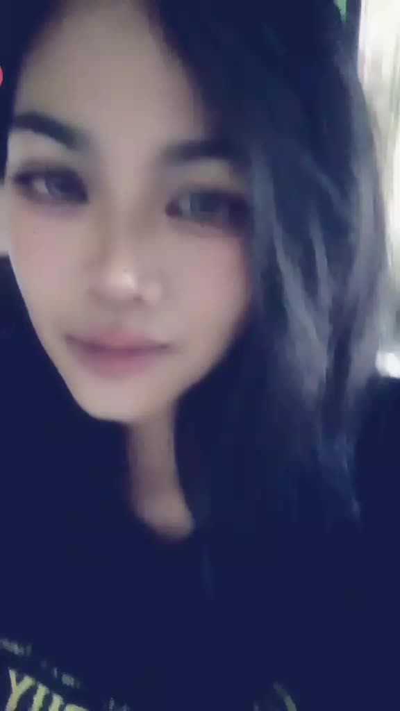 @Yuni adam😘