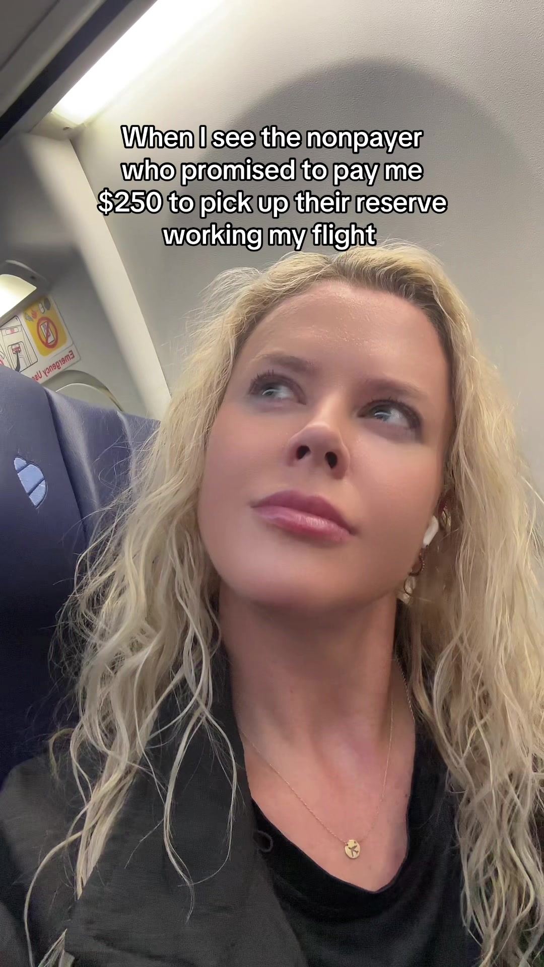 @Sarah K | Flight Attendant ✈️