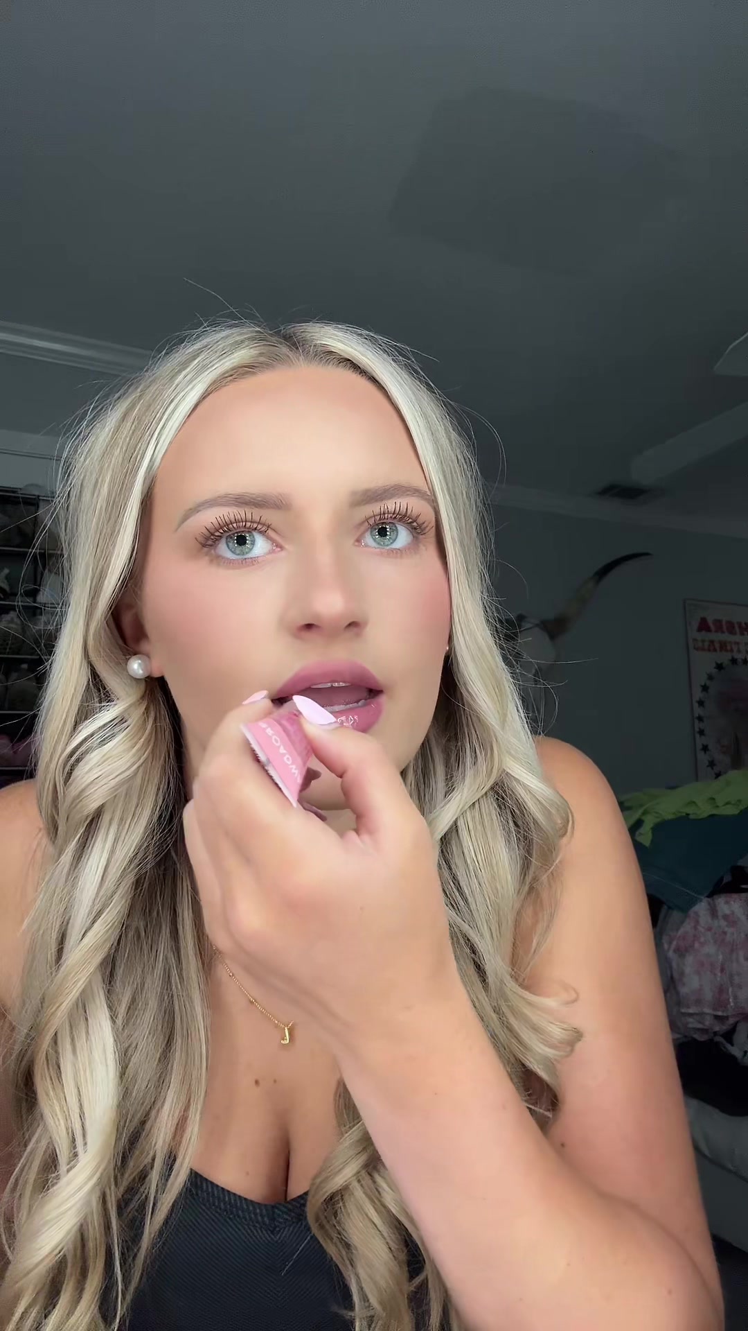 @tristalayne