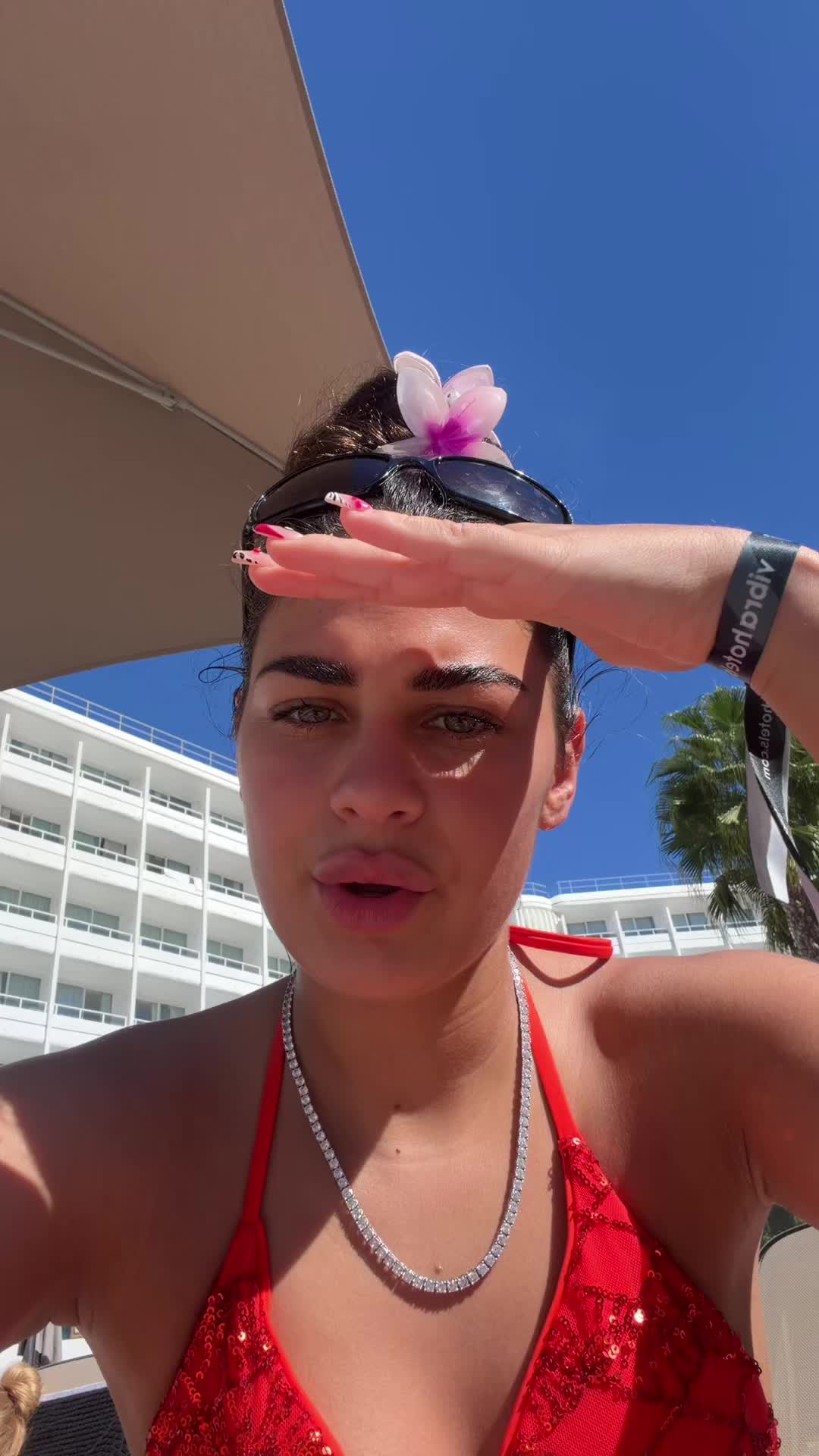@siennabowles