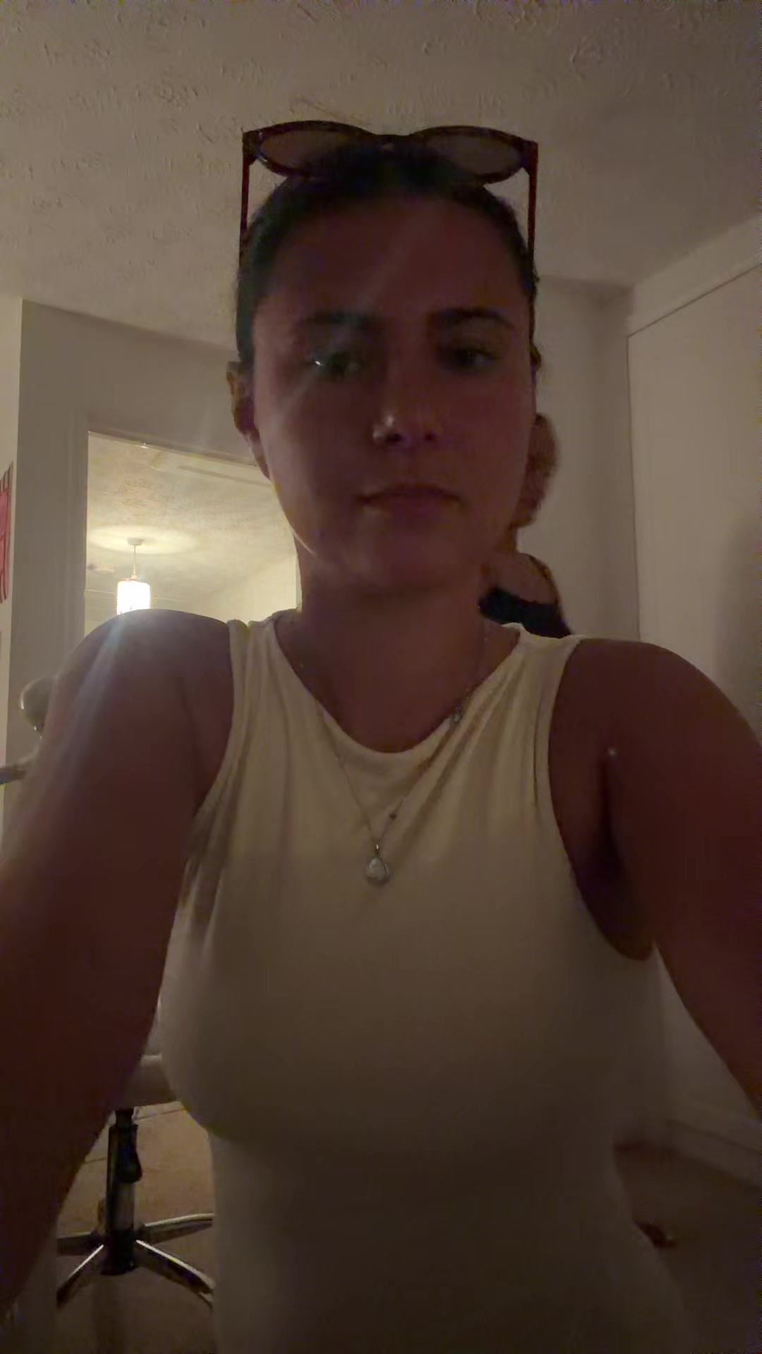 @izzyclaire