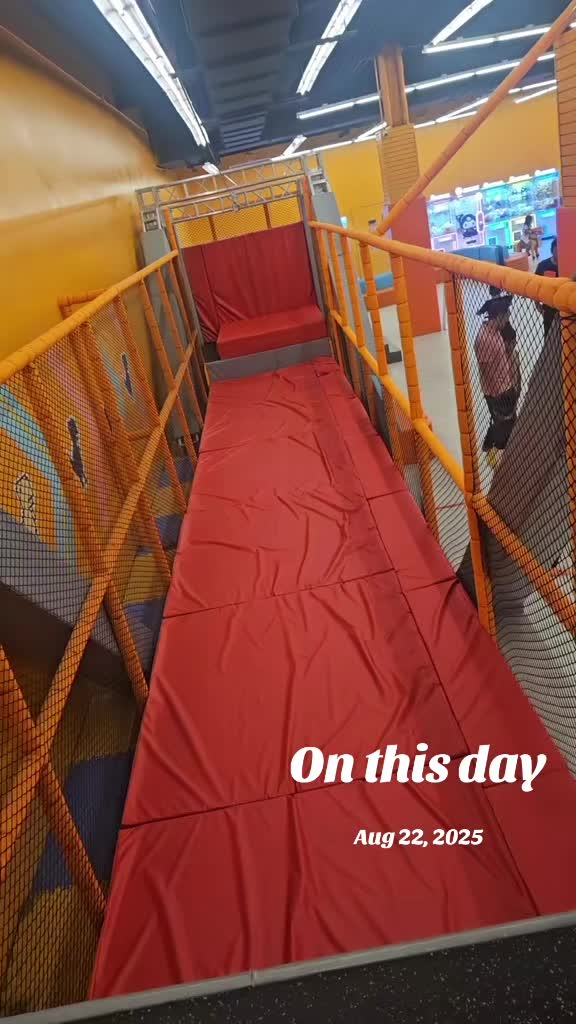 @Dominique