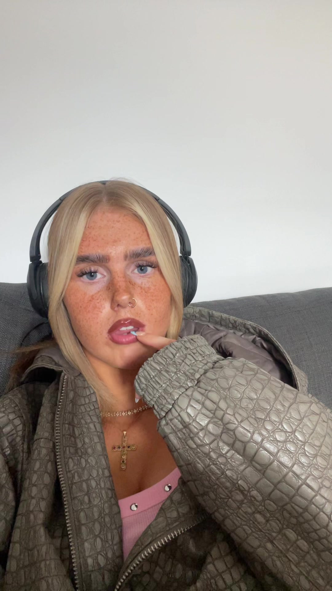 @scarlettduggan_