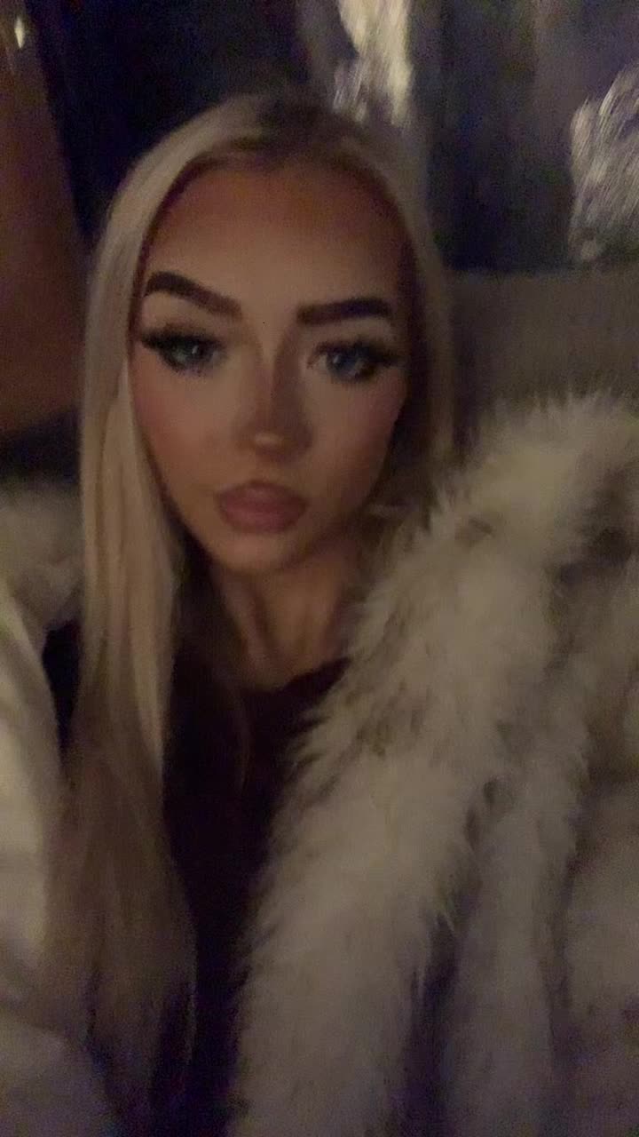 @ellieexnn