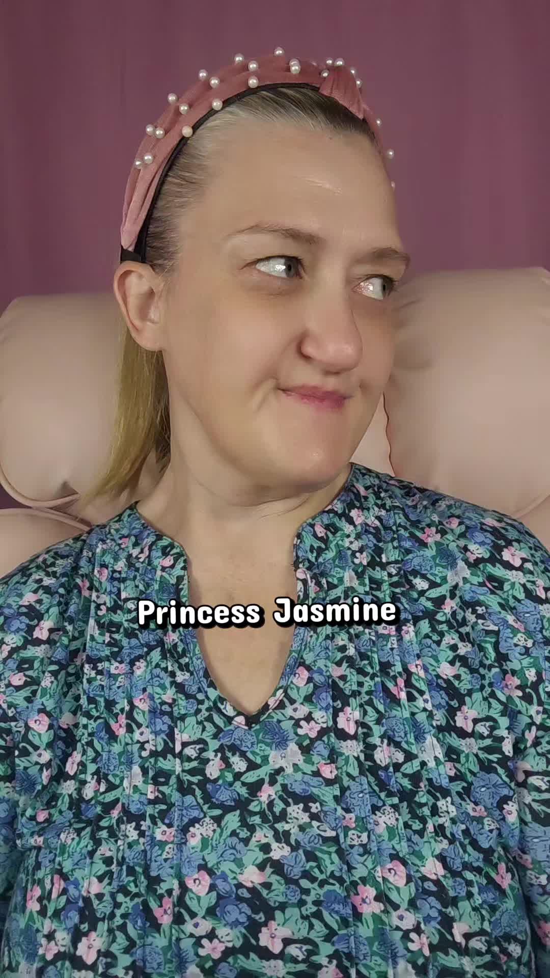 @Charmakeupcorner
