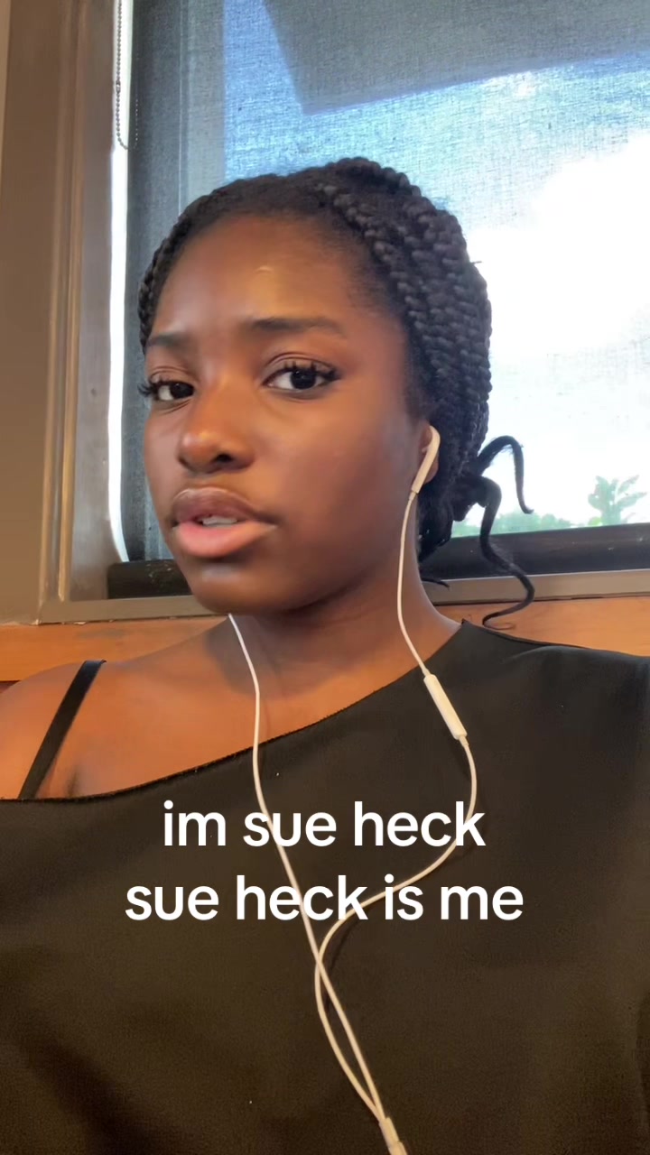 @rihanna 🪽