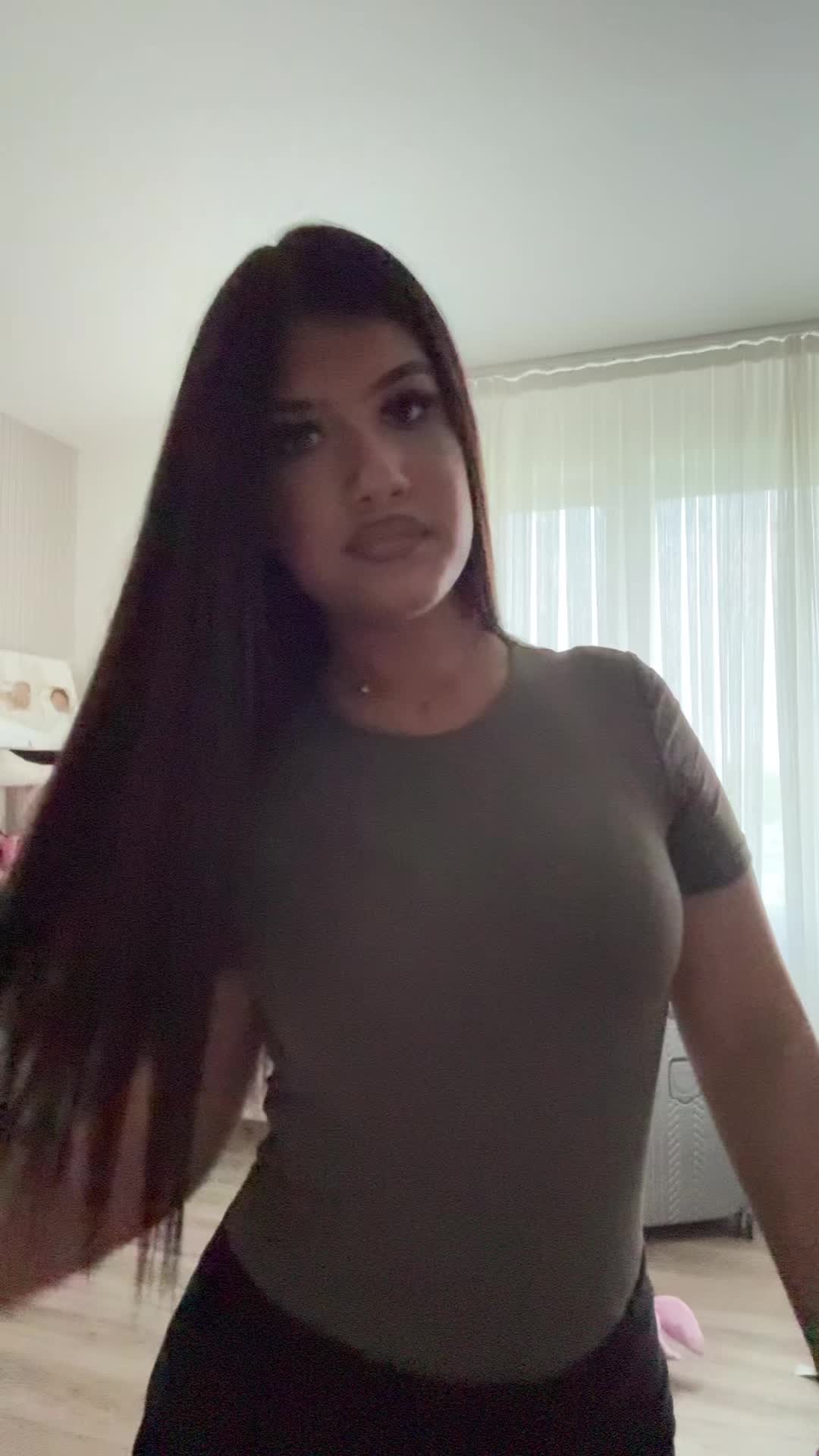 @𝒮𝒶𝓇𝒶