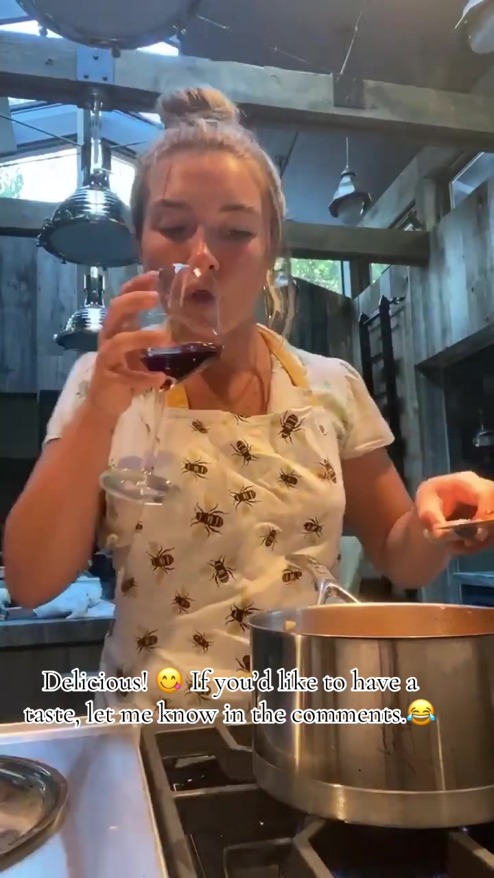 @Florence pugh