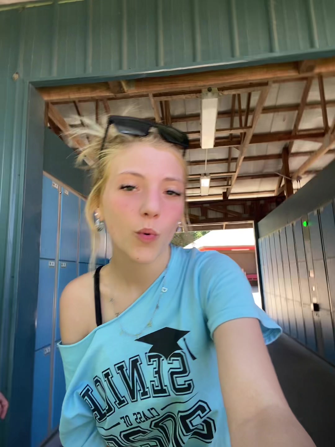 @D