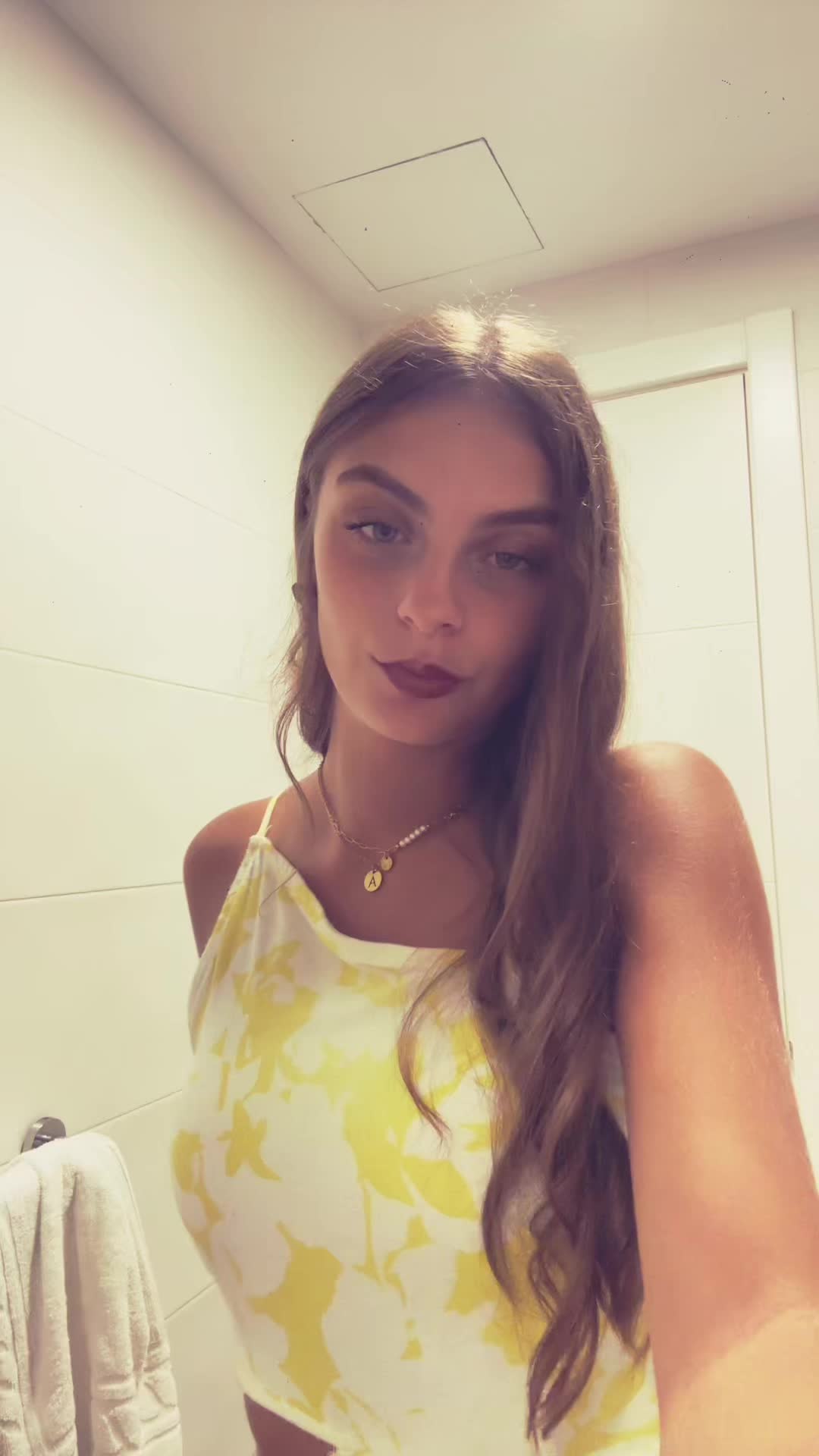 @Ainara