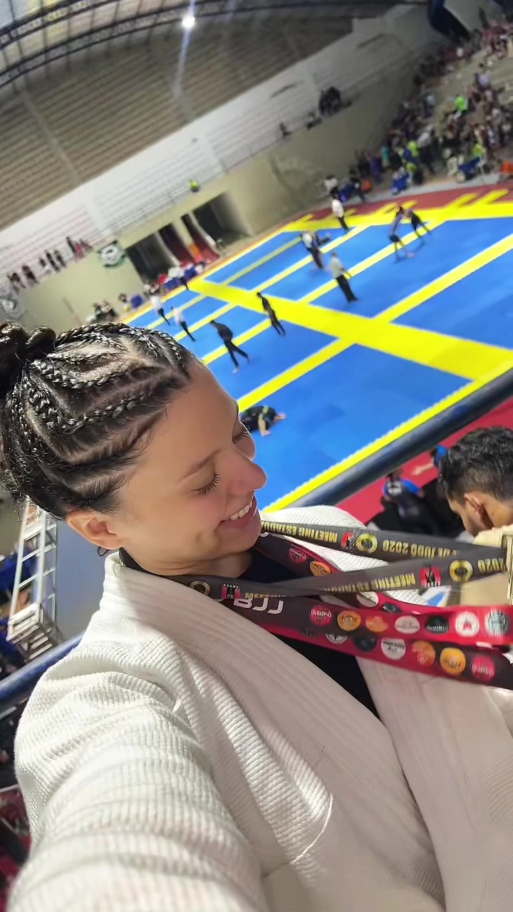 @mikasantoox