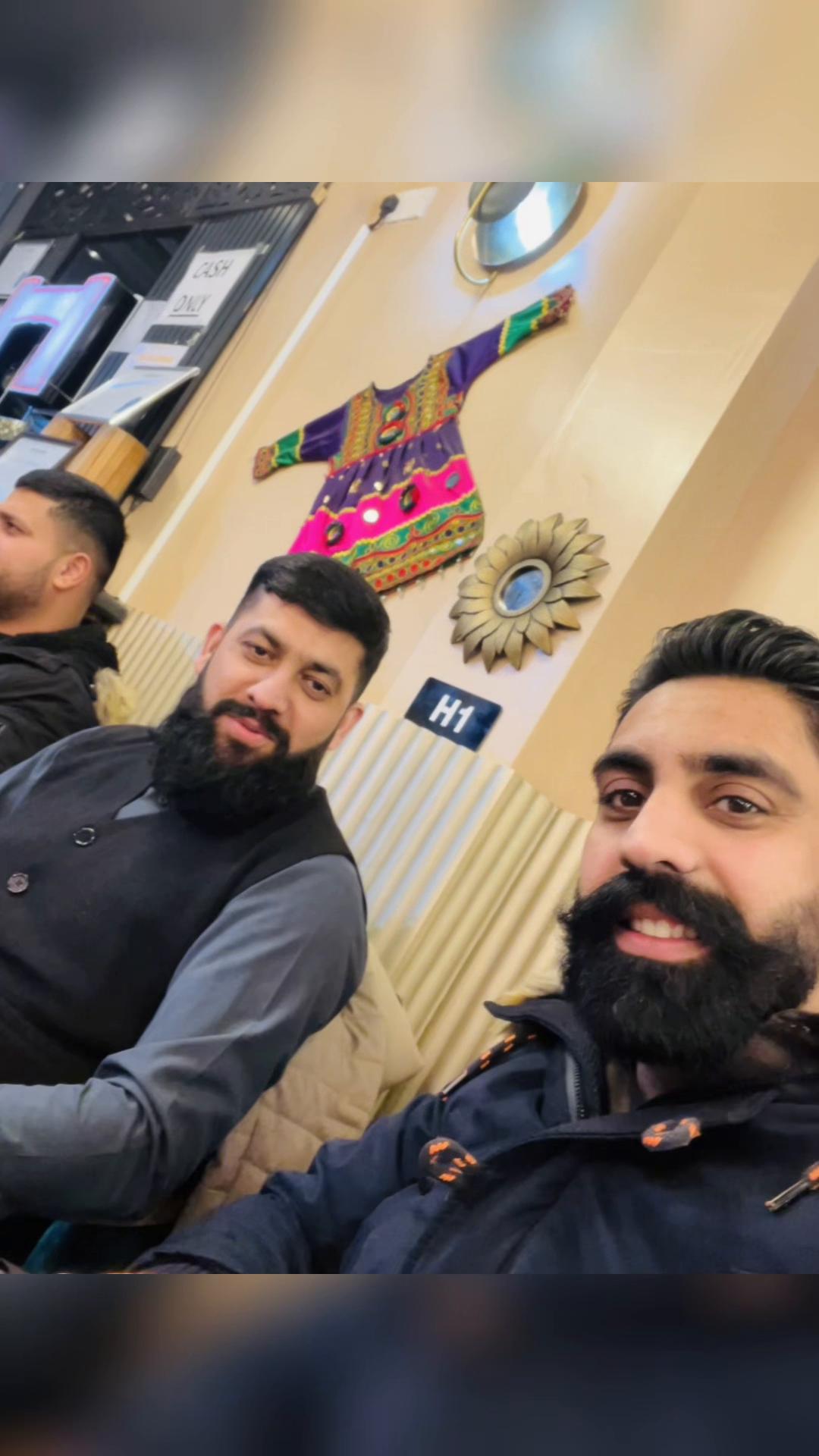 @molvi_uk