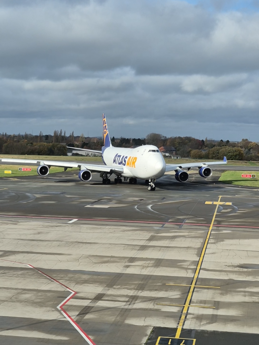 @planespotter_kobe